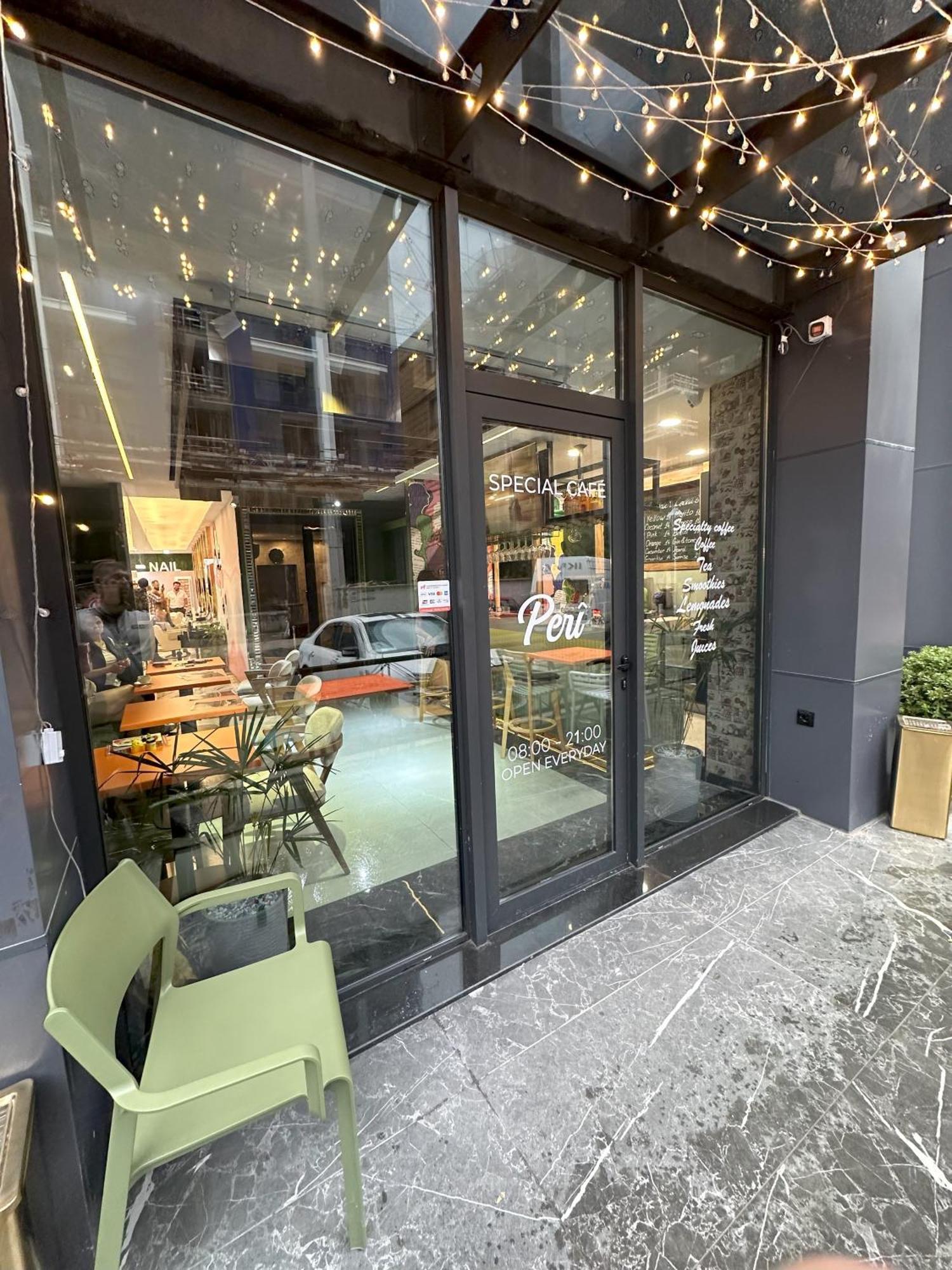 Bi Residence Sea View Luxury 巴统 外观 照片