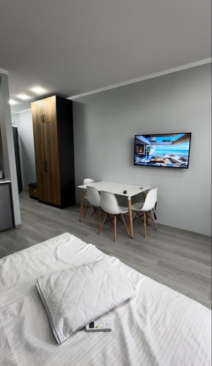 Bi Residence Sea View Luxury 巴统 外观 照片