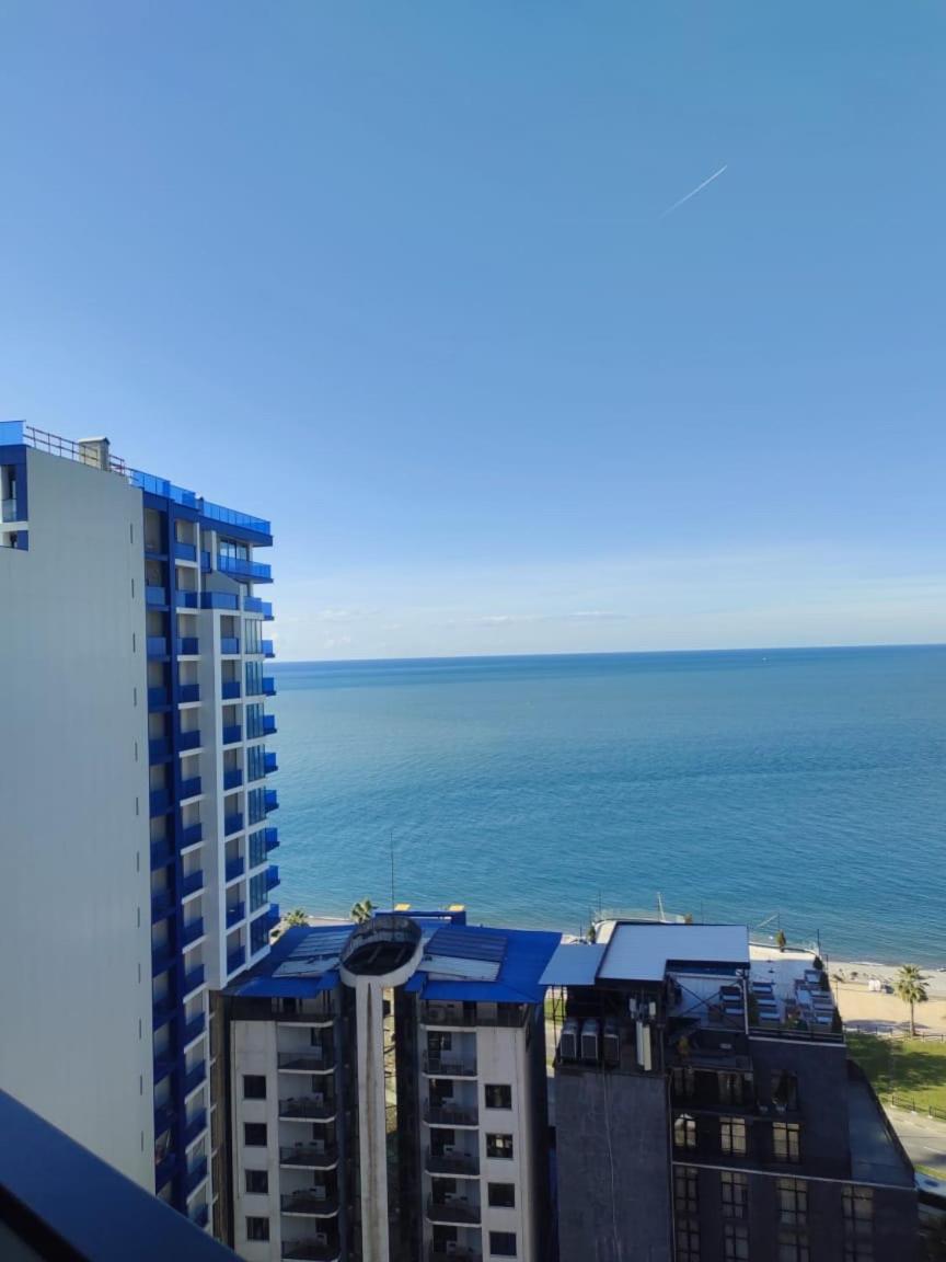 Bi Residence Sea View Luxury 巴统 外观 照片