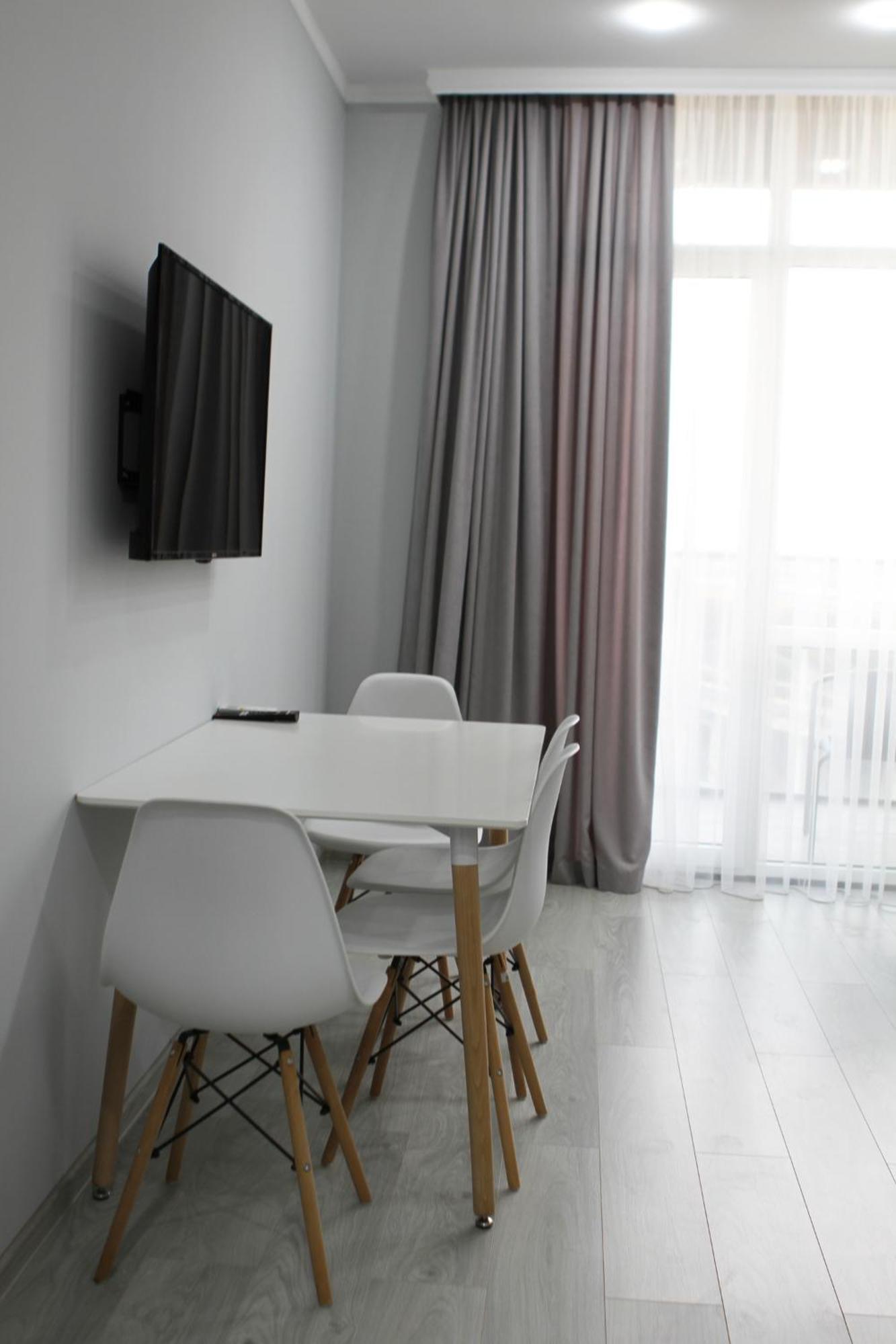 Bi Residence Sea View Luxury 巴统 外观 照片
